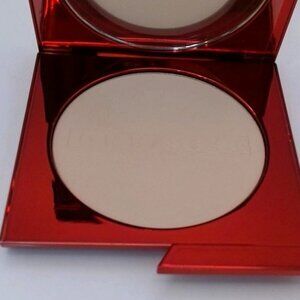 O/S One Size - Turn Up The Base - Versatile Foundation Powder,, Fair 4 (NR),BNIB